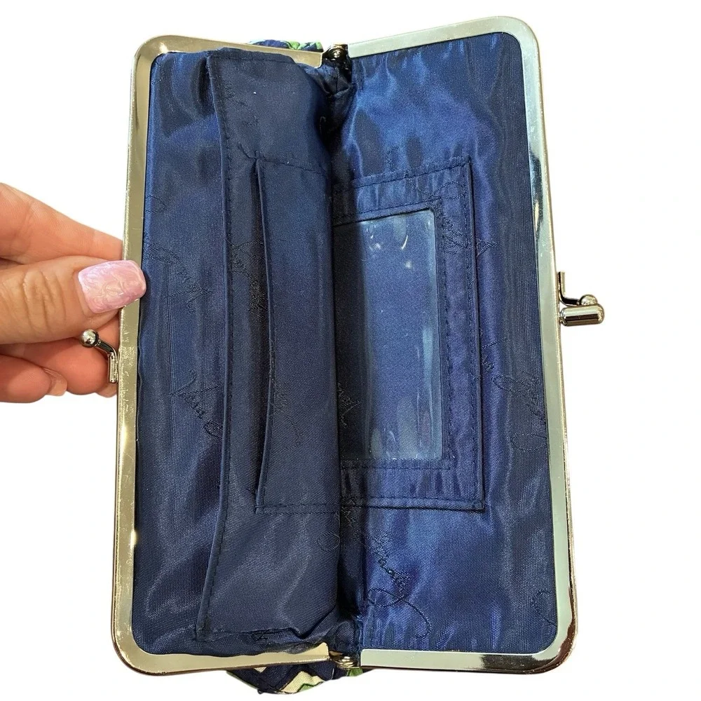 Vera Bradley Mediterranean Blue Kisslock Clutch‎ Wallet